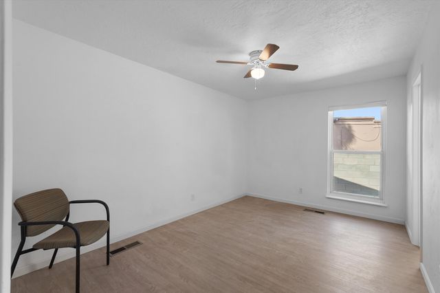 10313 Karen Avenue NE, Albuquerque, NM 87111