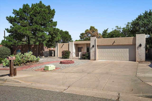 10313 Karen Avenue NE, Albuquerque, NM 87111