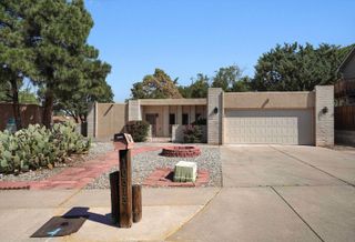 10313 Karen Avenue NE, Albuquerque, NM 87111