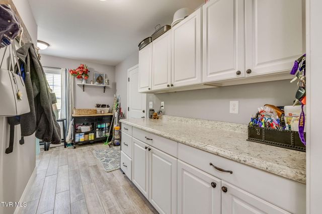 1130 Elizabethton Highway, Bluff City, TN 37618