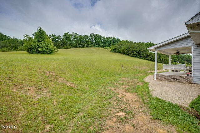 1130 Elizabethton Highway, Bluff City, TN 37618