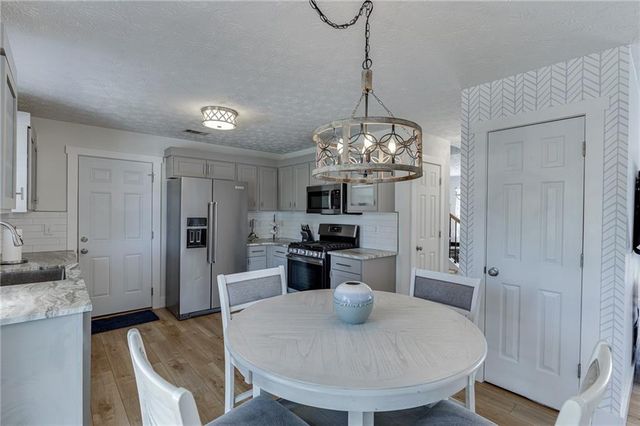 333 Twin Point Way, Suwanee, GA 30024