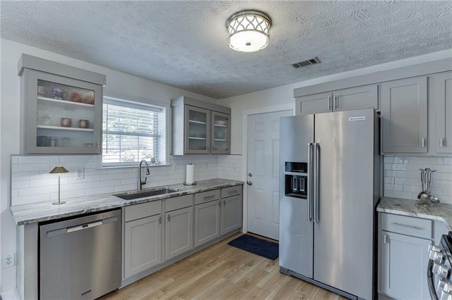 333 Twin Point Way, Suwanee, GA 30024