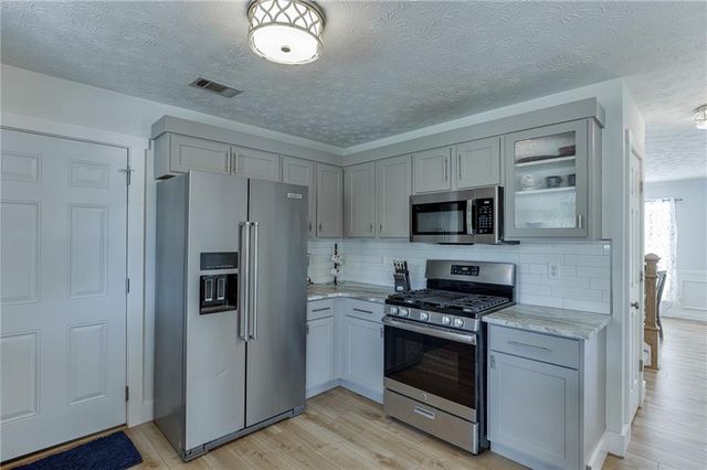 333 Twin Point Way, Suwanee, GA 30024