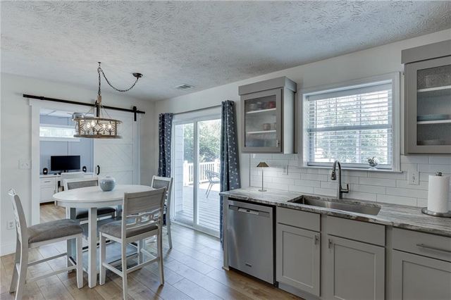 333 Twin Point Way, Suwanee, GA 30024