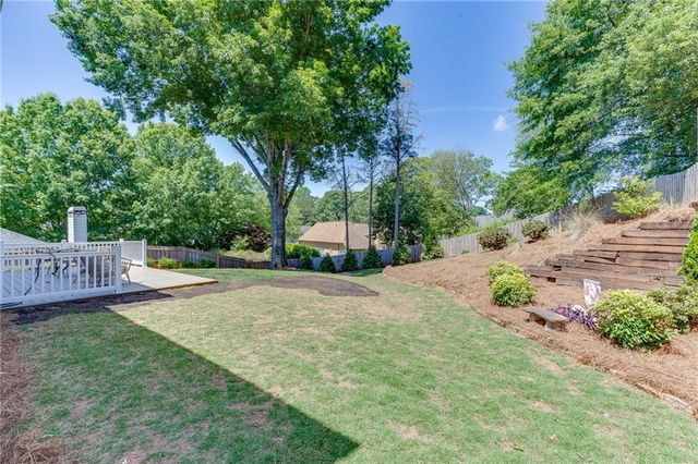 333 Twin Point Way, Suwanee, GA 30024
