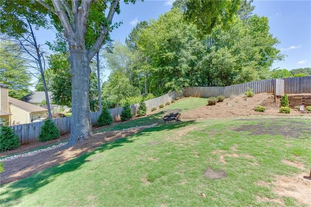 333 Twin Point Way, Suwanee, GA 30024