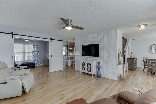 333 Twin Point Way, Suwanee, GA 30024