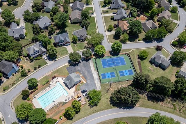 333 Twin Point Way, Suwanee, GA 30024