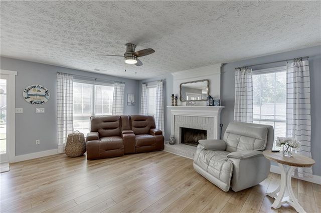 333 Twin Point Way, Suwanee, GA 30024