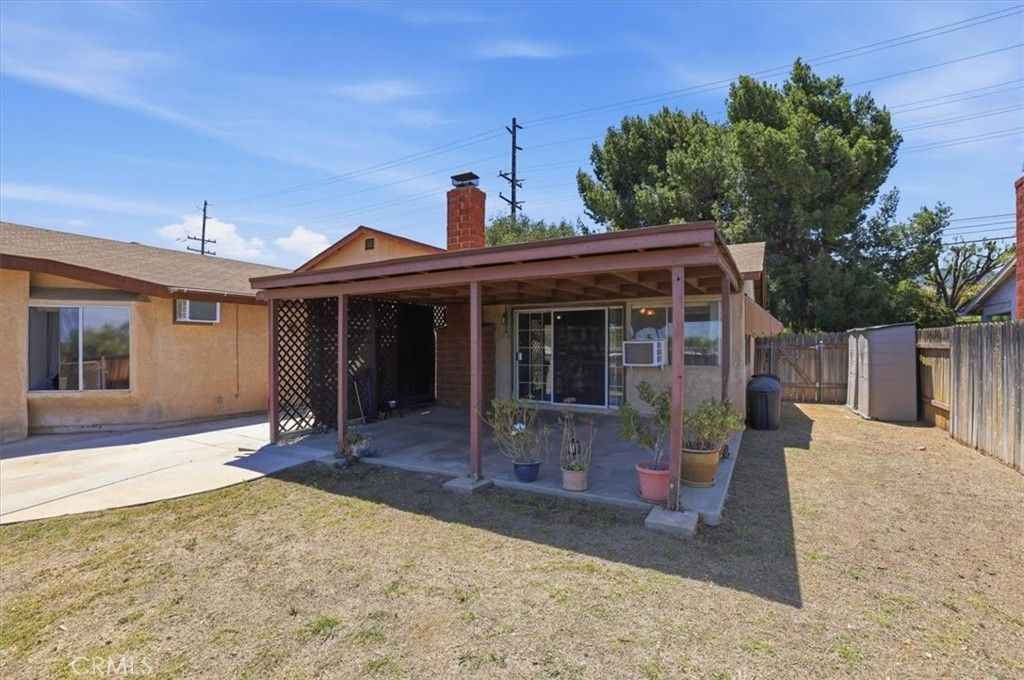 Image 39 of property listing at 817 W Ontario, Corona, CA 92882