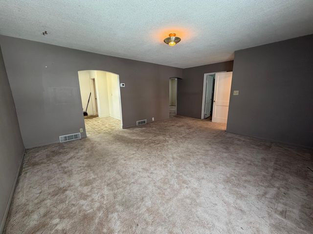 818 16th Street N, Moorhead, MN 56560