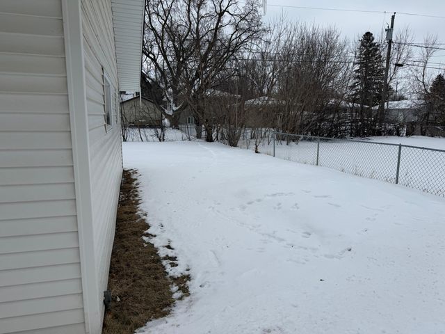 818 16th Street N, Moorhead, MN 56560