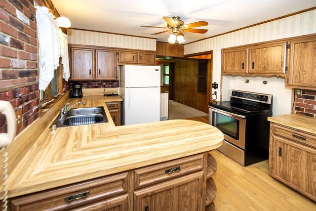 755 Adelmann AVENUE, Brookfield, WI 53045