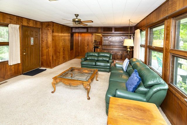 755 Adelmann AVENUE, Brookfield, WI 53045