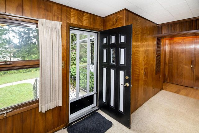 755 Adelmann AVENUE, Brookfield, WI 53045