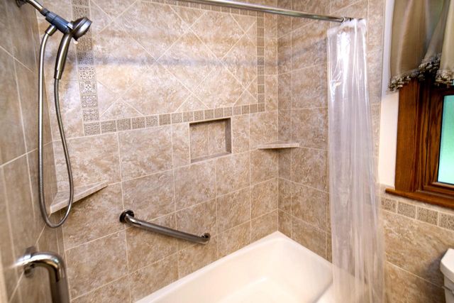 755 Adelmann AVENUE, Brookfield, WI 53045