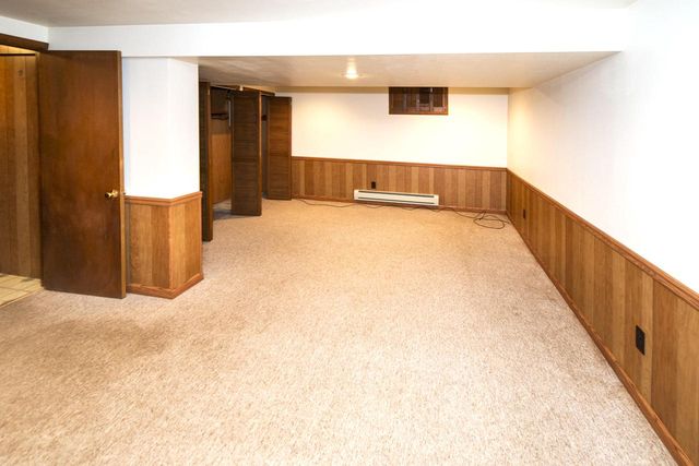755 Adelmann AVENUE, Brookfield, WI 53045