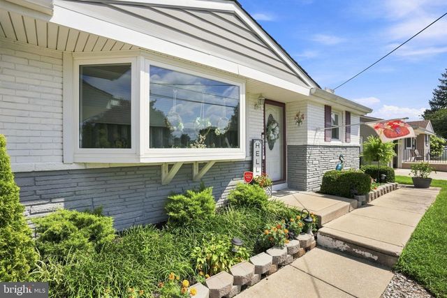 49 ROCKVILLE DR, Bellmawr, NJ 08031
