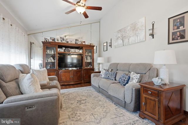49 ROCKVILLE DR, Bellmawr, NJ 08031