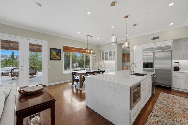 9767 Deer Trail Dr, San Diego, CA 92127