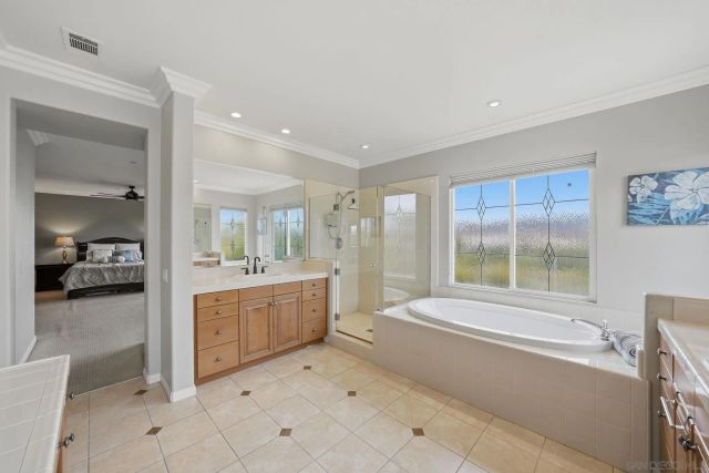9767 Deer Trail Dr, San Diego, CA 92127