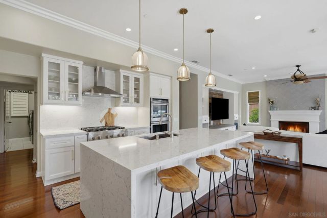 9767 Deer Trail Dr, San Diego, CA 92127