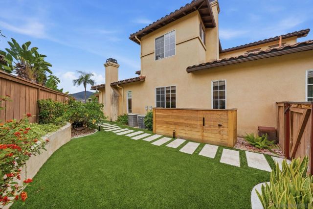 9767 Deer Trail Dr, San Diego, CA 92127