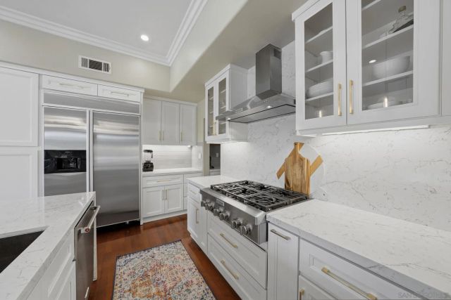 9767 Deer Trail Dr, San Diego, CA 92127