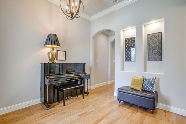 305 Arrowhead Pass, Keller, TX 76248