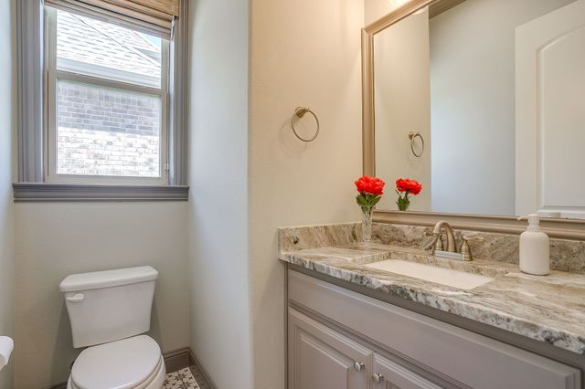 305 Arrowhead Pass, Keller, TX 76248