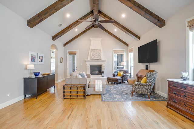 305 Arrowhead Pass, Keller, TX 76248