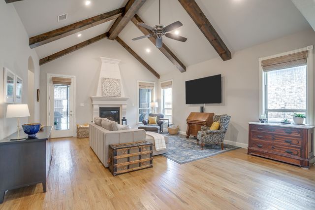 305 Arrowhead Pass, Keller, TX 76248