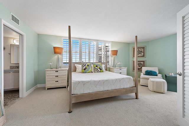 5200 N Ocean Drive 505, Singer Island, FL 33404