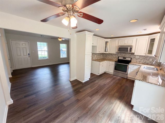 3505 Sandberry Drive, Waxhaw, NC 28173