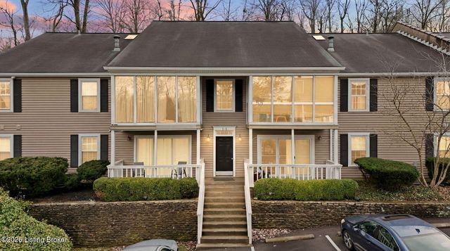 410 Mockingbird Valley Rd 4, Louisville, KY 40207