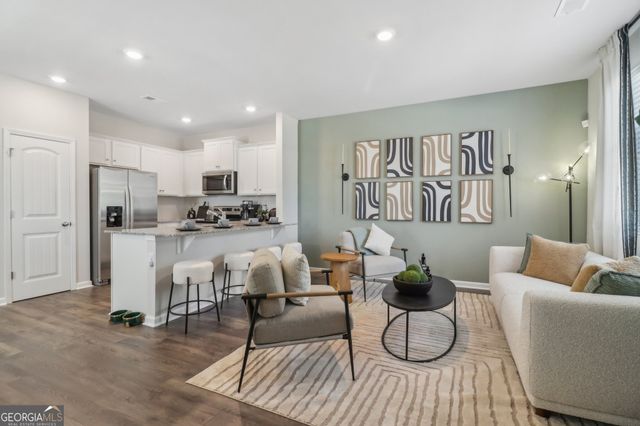 524 Woodcreek Circle SW 14, Atlanta, GA 30331