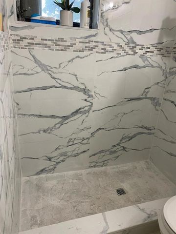 1225 NW 189th Ter, Miami Gardens, FL 33169