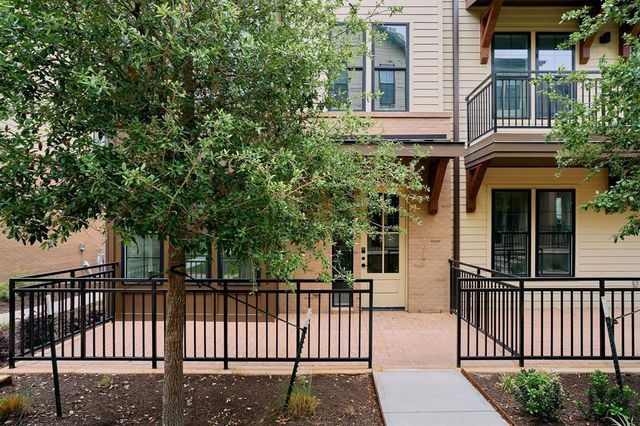 2209 Woodland Ave 601, Austin, TX 78741