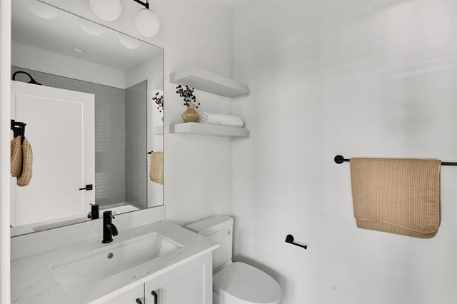 2209 Woodland Ave 601, Austin, TX 78741