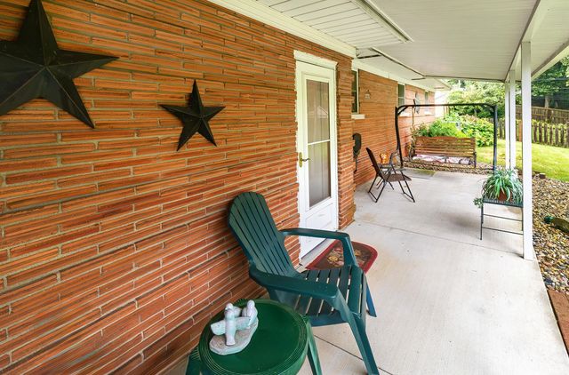 31 W Bujey Drive, Evansville, IN 47710