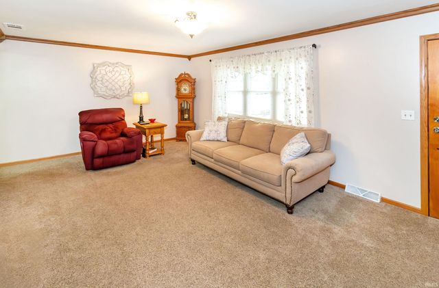 31 W Bujey Drive, Evansville, IN 47710