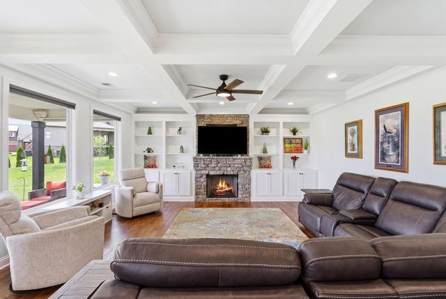 111 Tattersalls Drive, Nicholasville, KY 40356