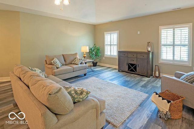 324 Blue River Drive, Knightstown, IN 46148