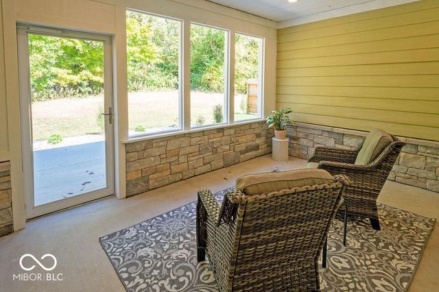 324 Blue River Drive, Knightstown, IN 46148