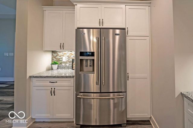 324 Blue River Drive, Knightstown, IN 46148