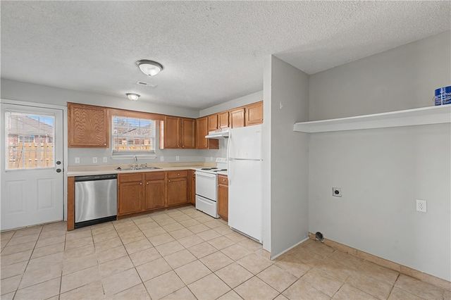 3502 SW Landau Court, Bentonville, AR 72712