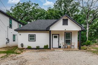 126 Little Feather Road, Mabank, TX 75156