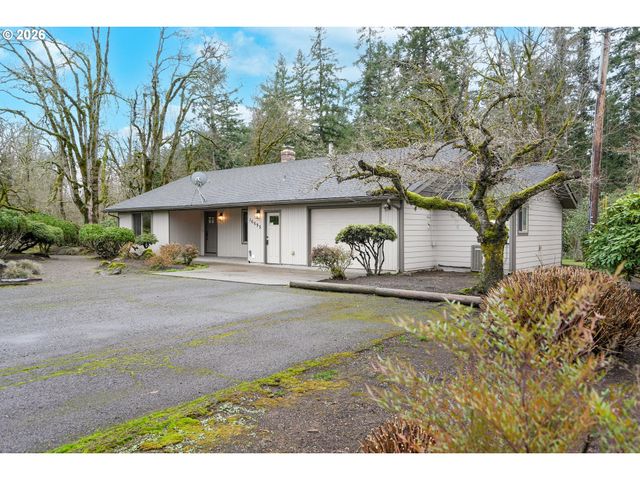 16695 DANCING FOX Ln Ne, Silverton, OR 97381