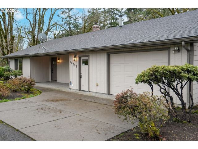 16695 DANCING FOX Ln Ne, Silverton, OR 97381